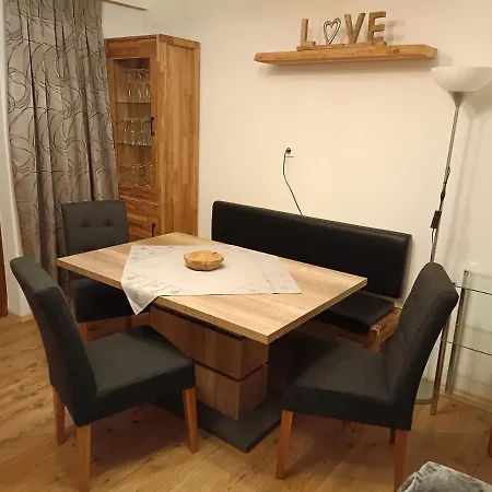 Eberharter Conny 公寓